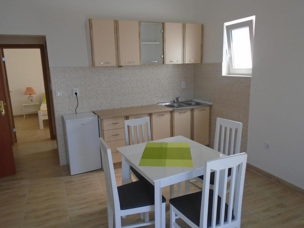 Apartments Kanli Kula Herceg Novi Esterno foto